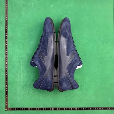 Prada Sneakers Low-top triangle-logo — 34-