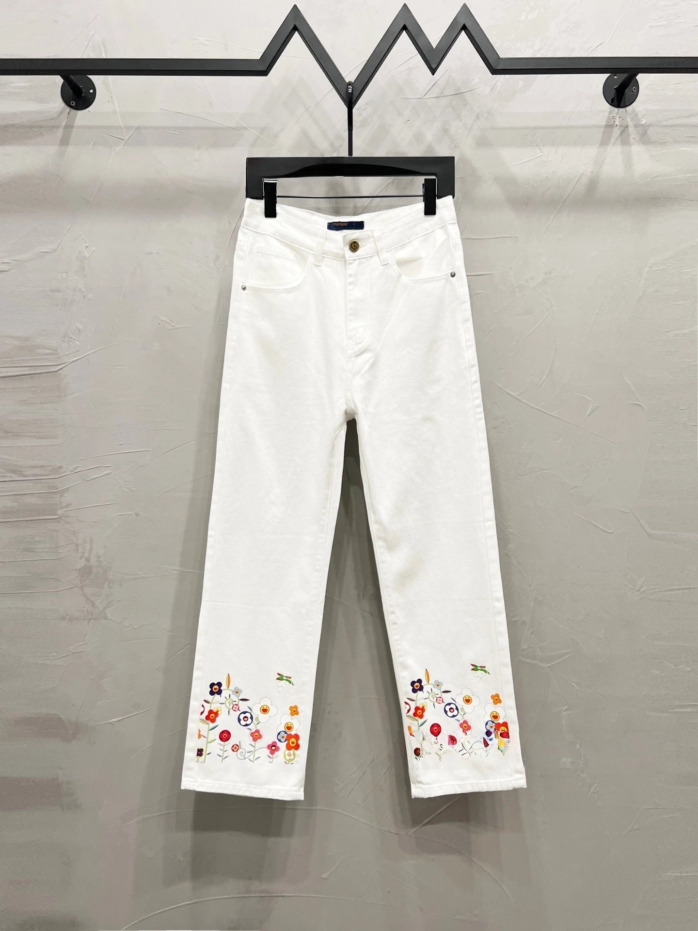 Louis Vuitton Jeans Straight-leg with embroidered rear-pocket logo — 12