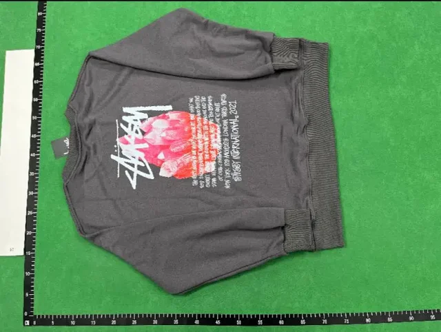 Stüssy Hoodies & Sweatshirts Crewneck Sweatshirt with Ape Head Graphic product detail image 3