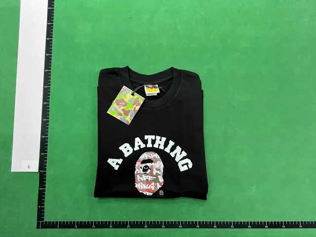 BAPE T-Shirts Hot Wheels Graphic Short-Sleeve T-Shirt product detail image 4