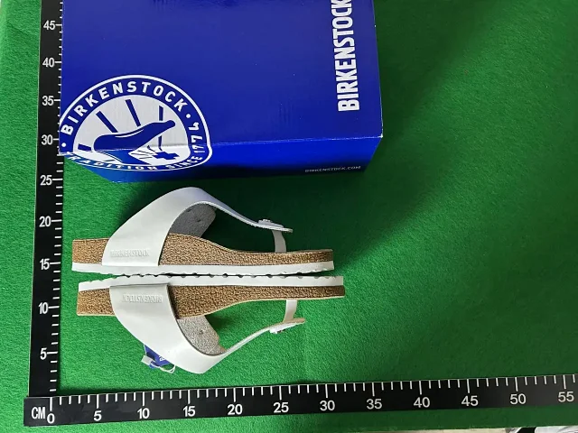 Birkenstock Sandals Gizeh Buckle Thong product detail image 4