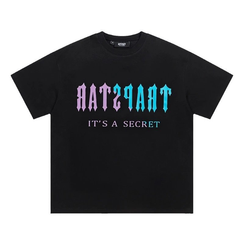 Trapstar T-Shirts Graphic Logo Short-Sleeve T-Shirt — 677 Black