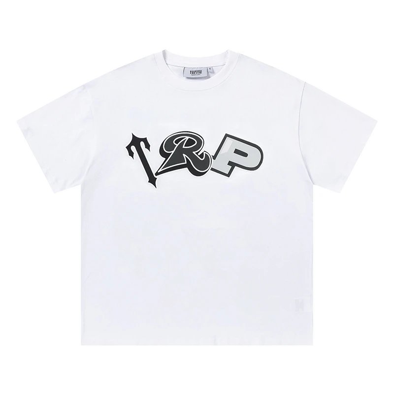 Trapstar T-Shirts Graphic Logo Short-Sleeve T-Shirt — 670 Black and white