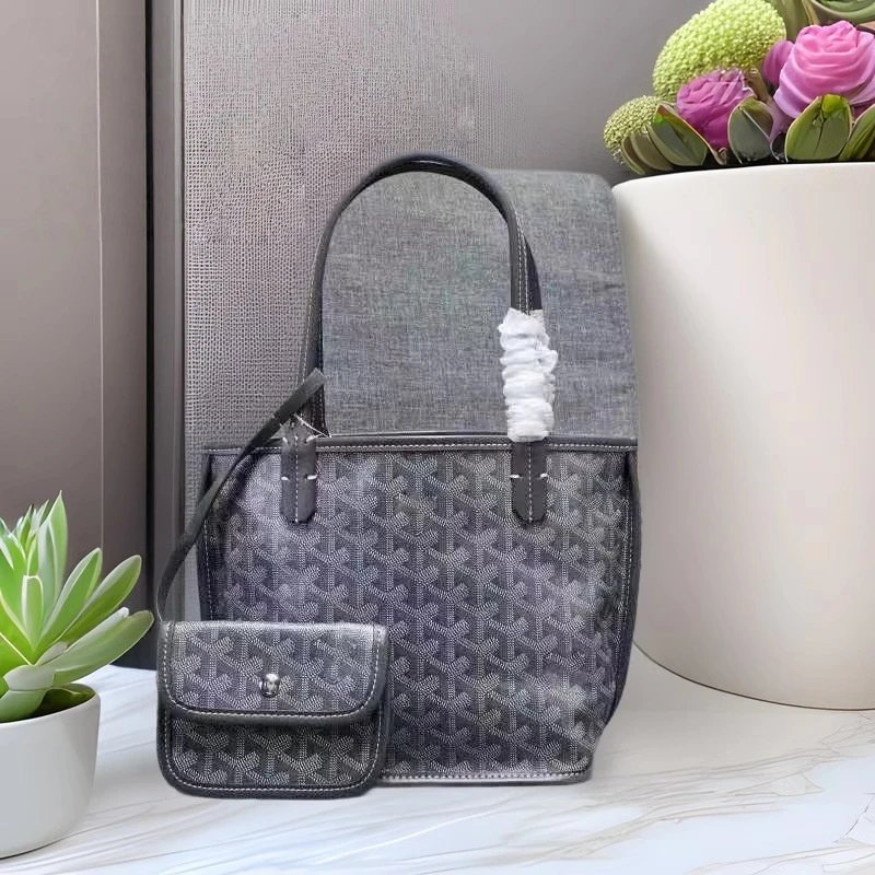 Goyard Backpacks Chevron-pattern flap backpack with top handle — Gray handbag 20*20*12 CM