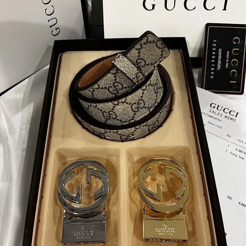 Gucci GG Supreme Reversible Be