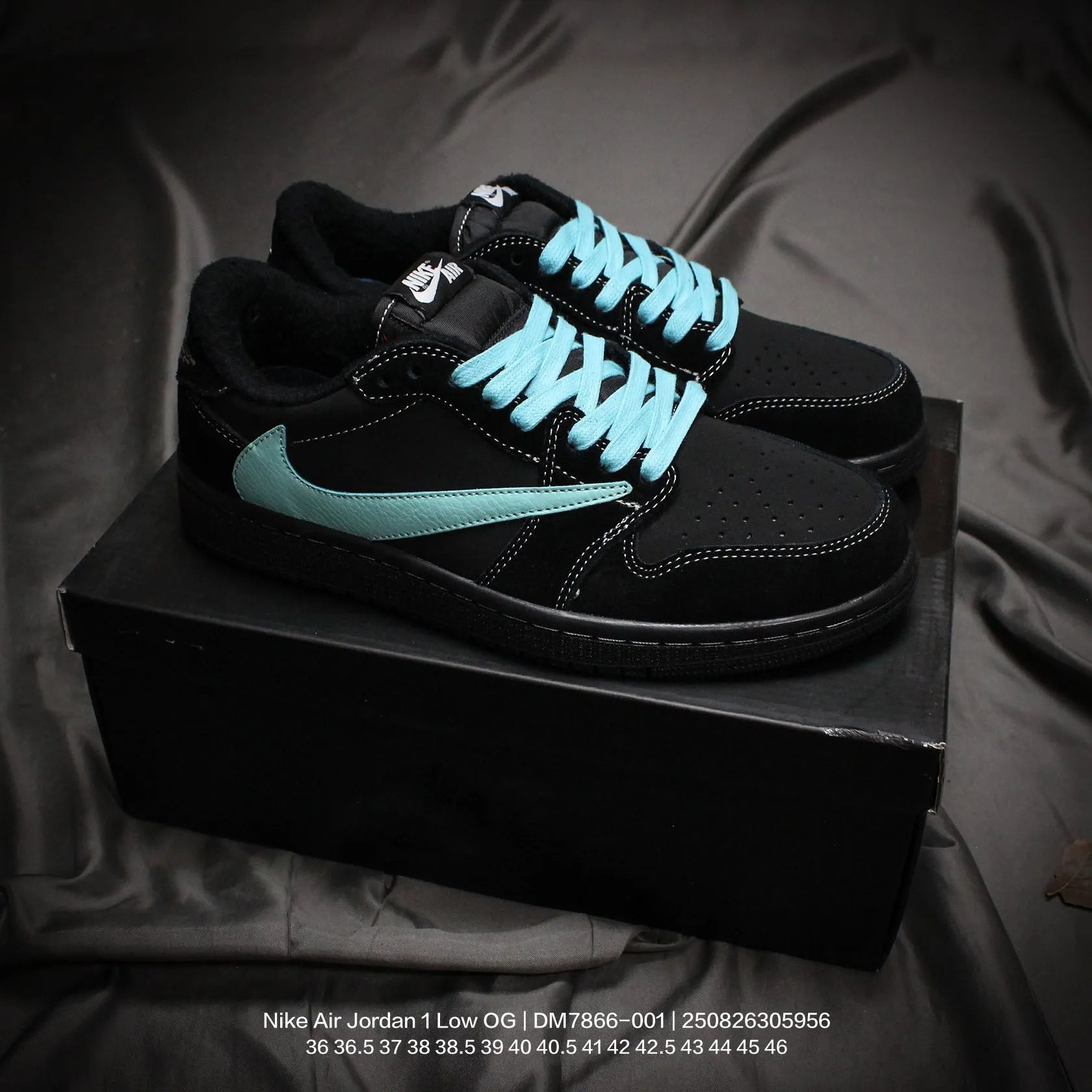 Nike Sneakers Air Jordan 1 Low — 14