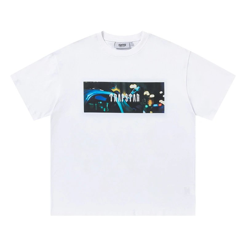 Trapstar T-Shirts Graphic Logo Short-Sleeve T-Shirt — 673 White