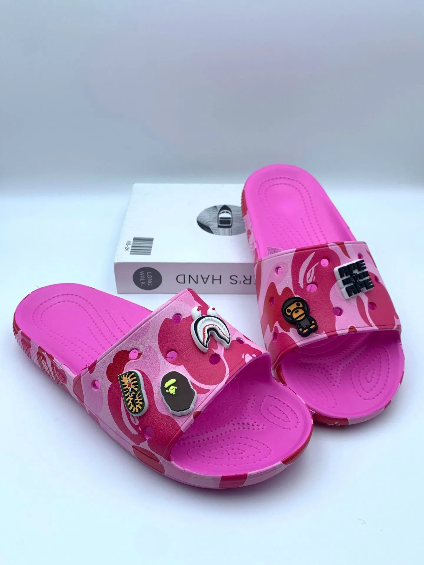 BAPE Slippers Camouflage Slide Sandals with Graphic Charms — Camouflage ape electric powder-bag