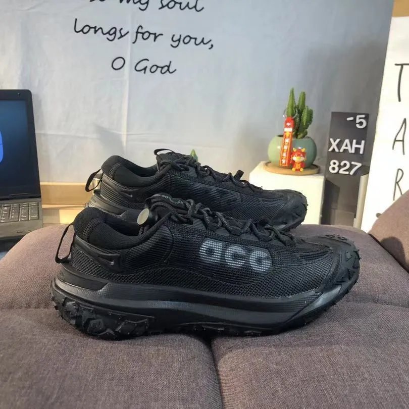 Nike Sneakers ACG Trail — F 2 small all black