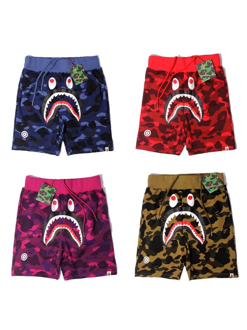 A BATHING APE (BAPE) Shark-Pri