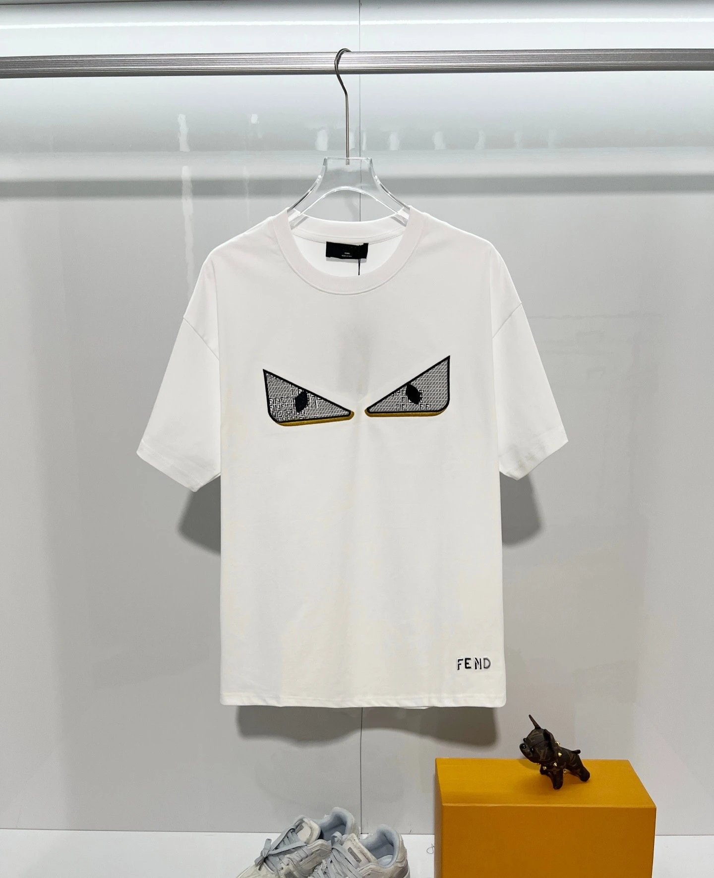 Unbranded T-Shirts Graphic-print crew-neck short-sleeve T-shirt — 37
