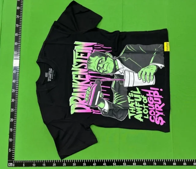 That's a Awful Lot of Cough Syrup T-Shirts Graphic-print short-sleeve T-shirt product detail image 3