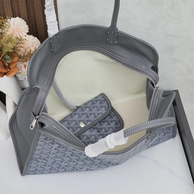 Goyard Backpacks Chevron-pattern flap backpack with top handle product detail image 50