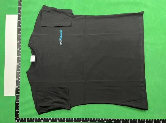 Vetements T-Shirts Graphic Print product detail image 3