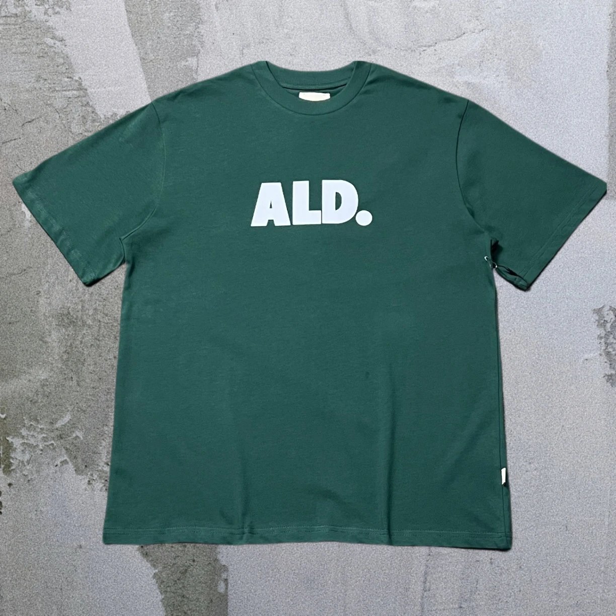 Aimé Leon Dore T-Shirts Short-sleeve logo graphic T-shirt — Green ALD letter A33