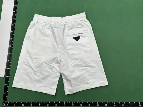 Design Tape Detail Jogger Shorts Army Green - 3