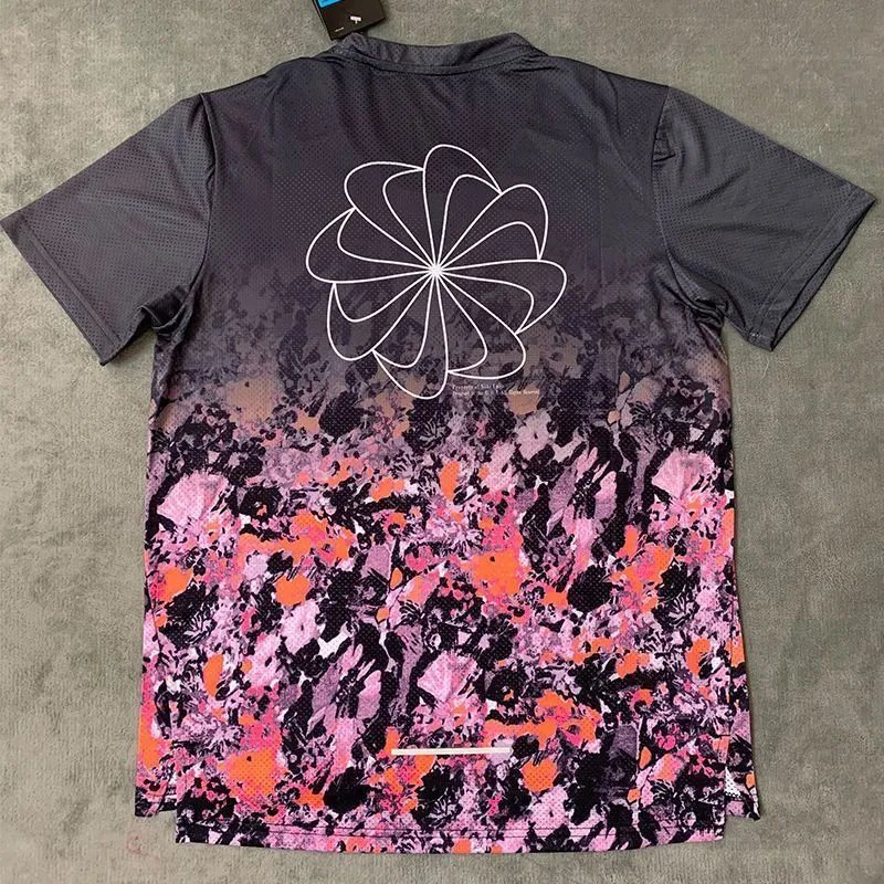 Nike T-Shirts Short-Sleeve Ankle Skeleton Graphic T-Shirt — Sunflower colorful short-sleeved shirt
