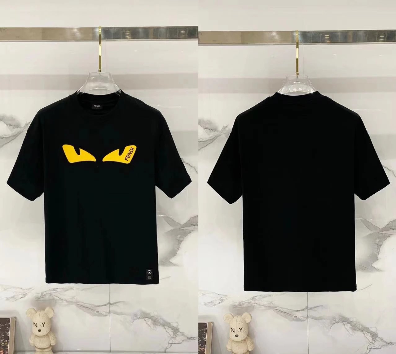 Fendi T-Shirts Loose-fit crew-neck short-sleeve T-shirt — F 014 adhesive black