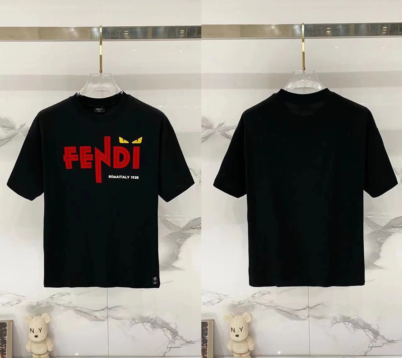 Fendi T-Shirts Loose-fit crew-neck short-sleeve T-shirt — F 004 foam black