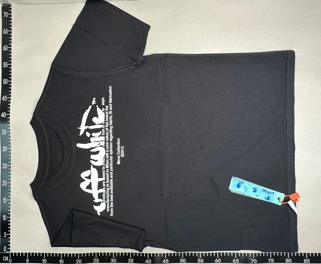 Off-White T-Shirts Arrow graphic print product detail image 4