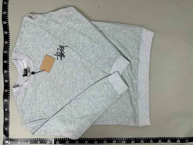 Stüssy Hoodies & Sweatshirts Crewneck Graphic Sweatshirt product detail image 3