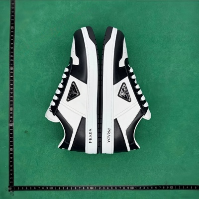 Prada Sneakers Low-top triangle-logo — 5