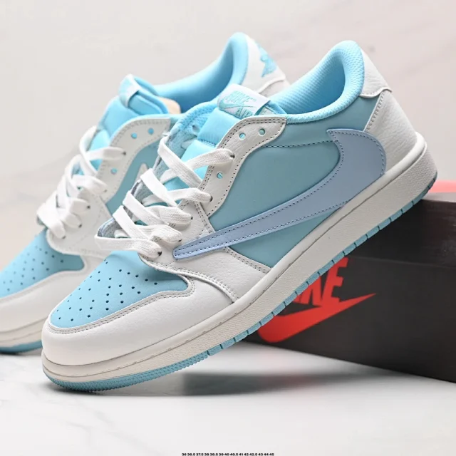 Nike Sneakers Low-Top Retro product detail image 12