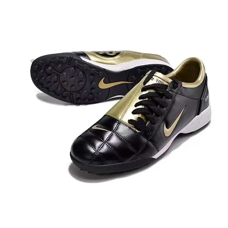 Nike Sneakers Total 90 III turf soccer shoes — 23
