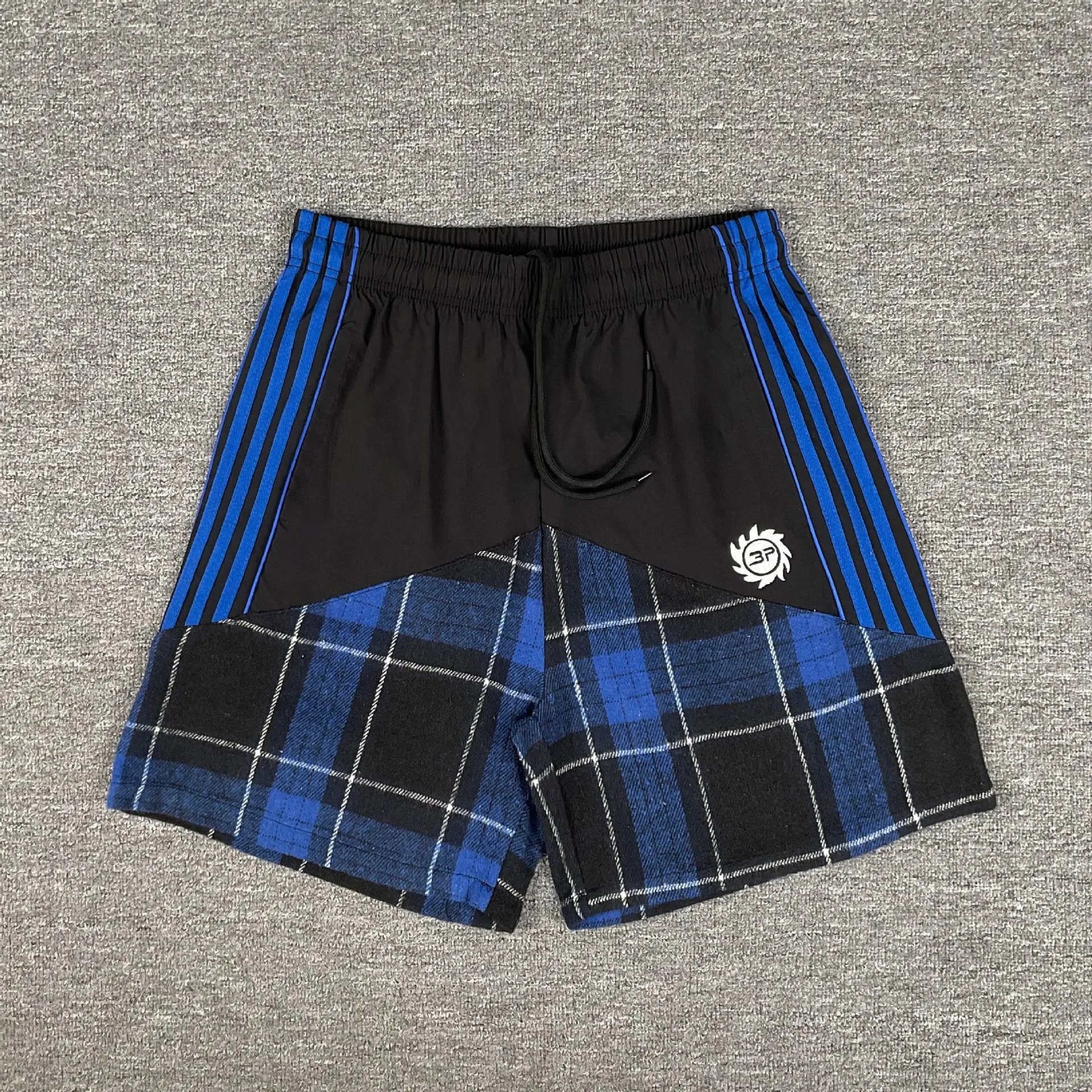 Broken Planet Shorts Graphic and plaid — 3265 blue