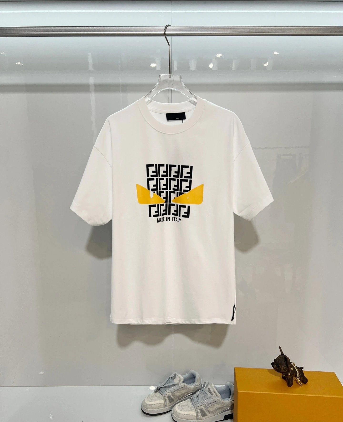 Unbranded T-Shirts Graphic-print crew-neck short-sleeve T-shirt — 29