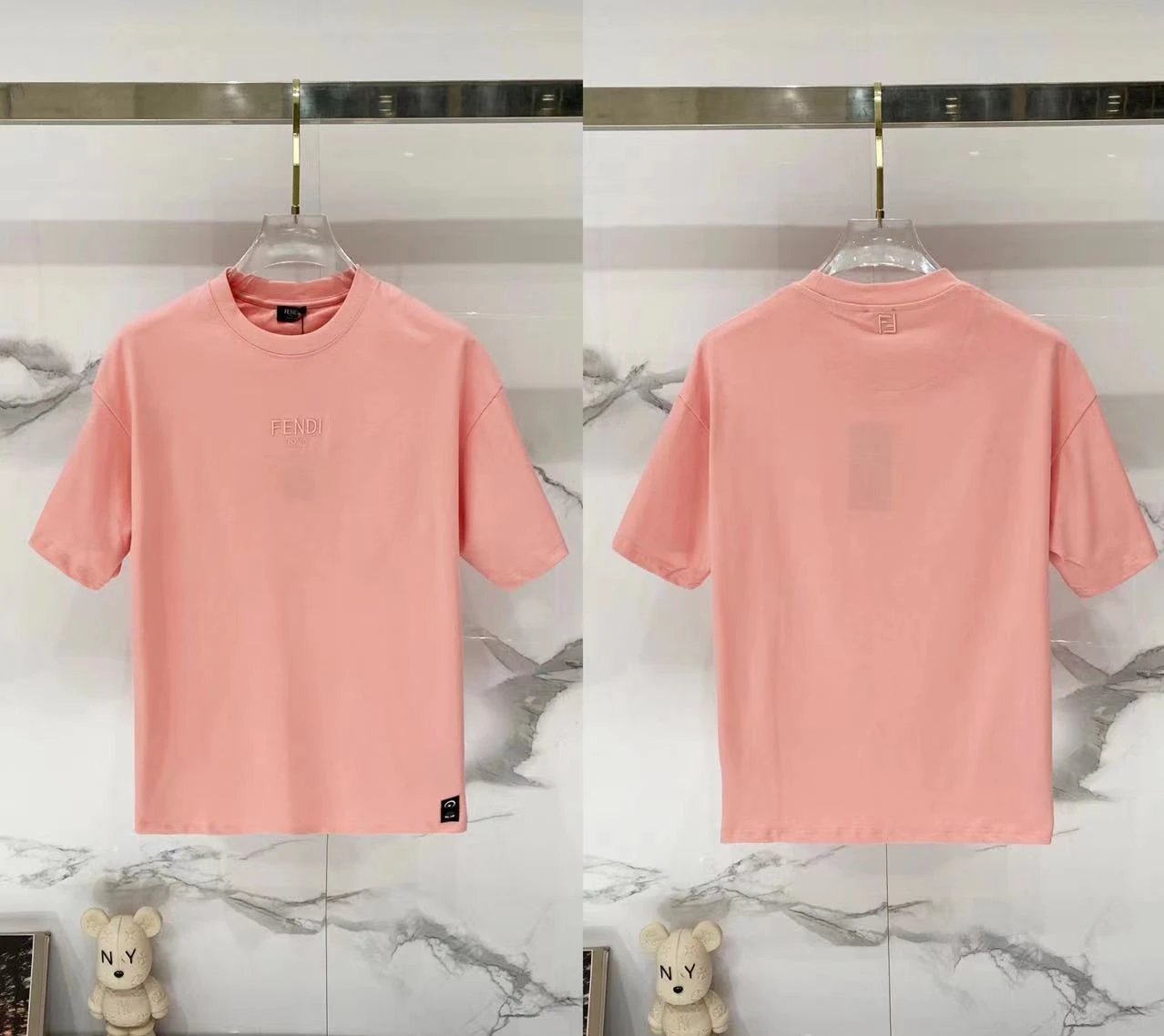 Fendi T-Shirts Loose-fit crew-neck short-sleeve T-shirt — F 012 embroidered pink