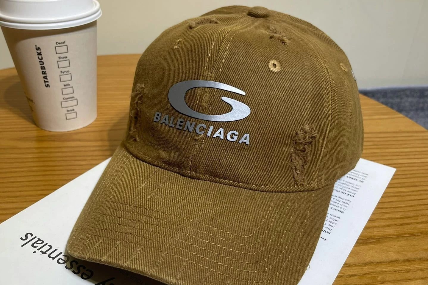 Balenciaga Hats Embroidered logo baseball cap — 01-7
