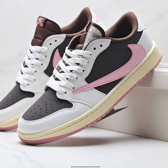 Nike Sneakers Low-Top Retro product detail image 7