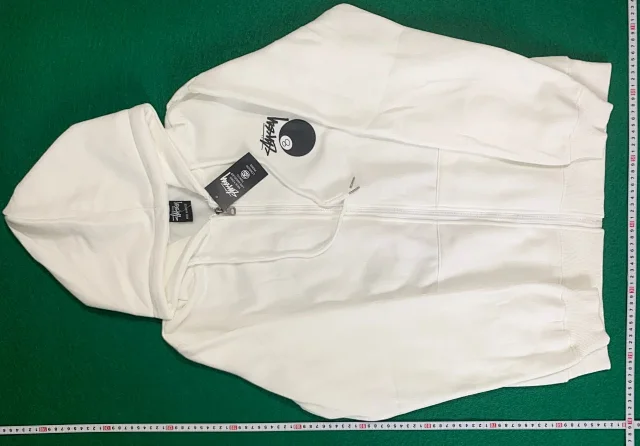 Stüssy Hoodies & Sweatshirts Zip-Up Hooded Sweatshirt with Graphic Prints product detail image 2