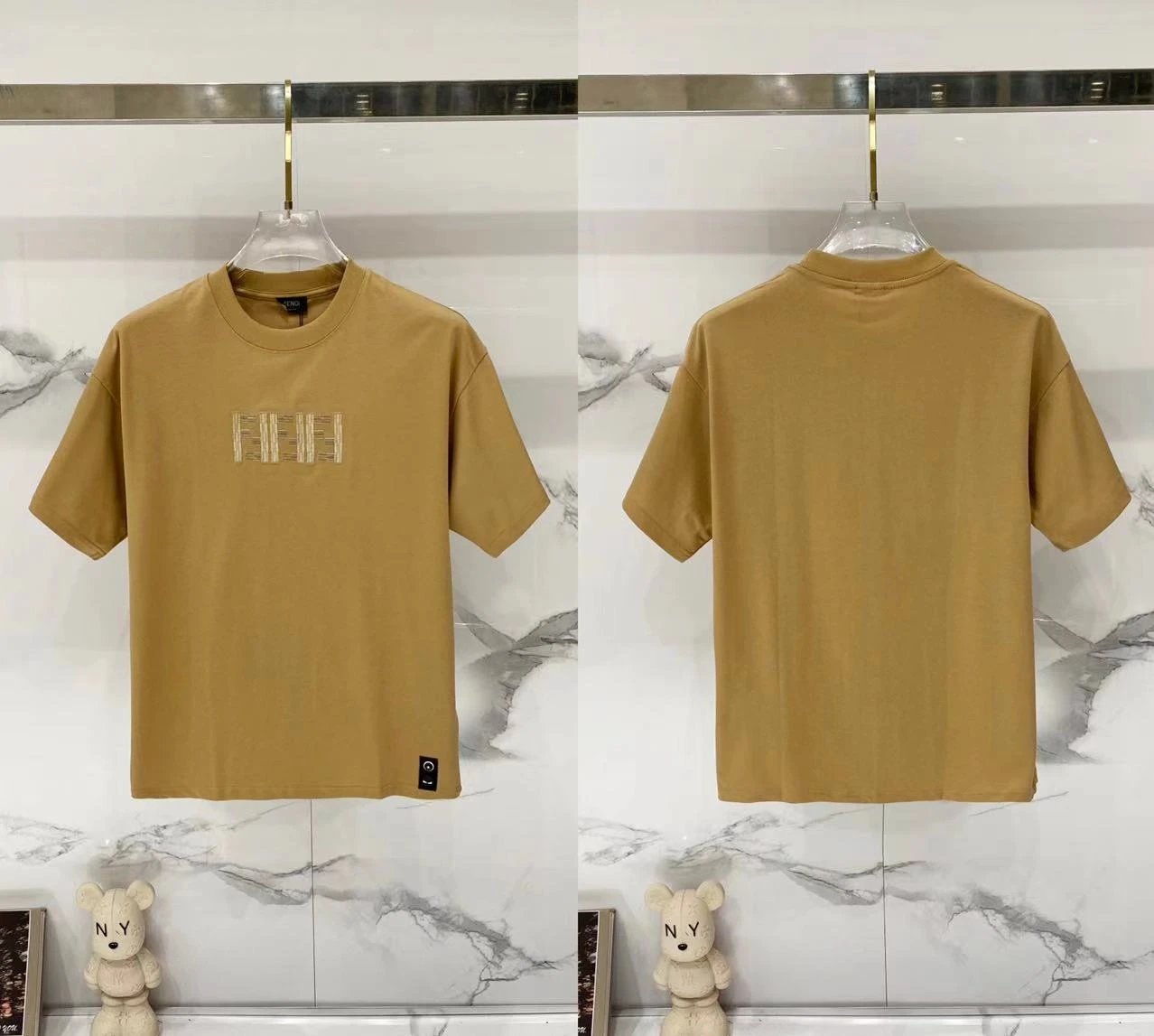 Fendi T-Shirts Loose-fit crew-neck short-sleeve T-shirt — F 011 Khaki Embroidered