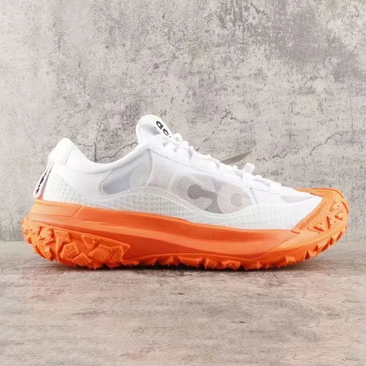 Nike Sneakers ACG Trail — F 2 Yellow and white