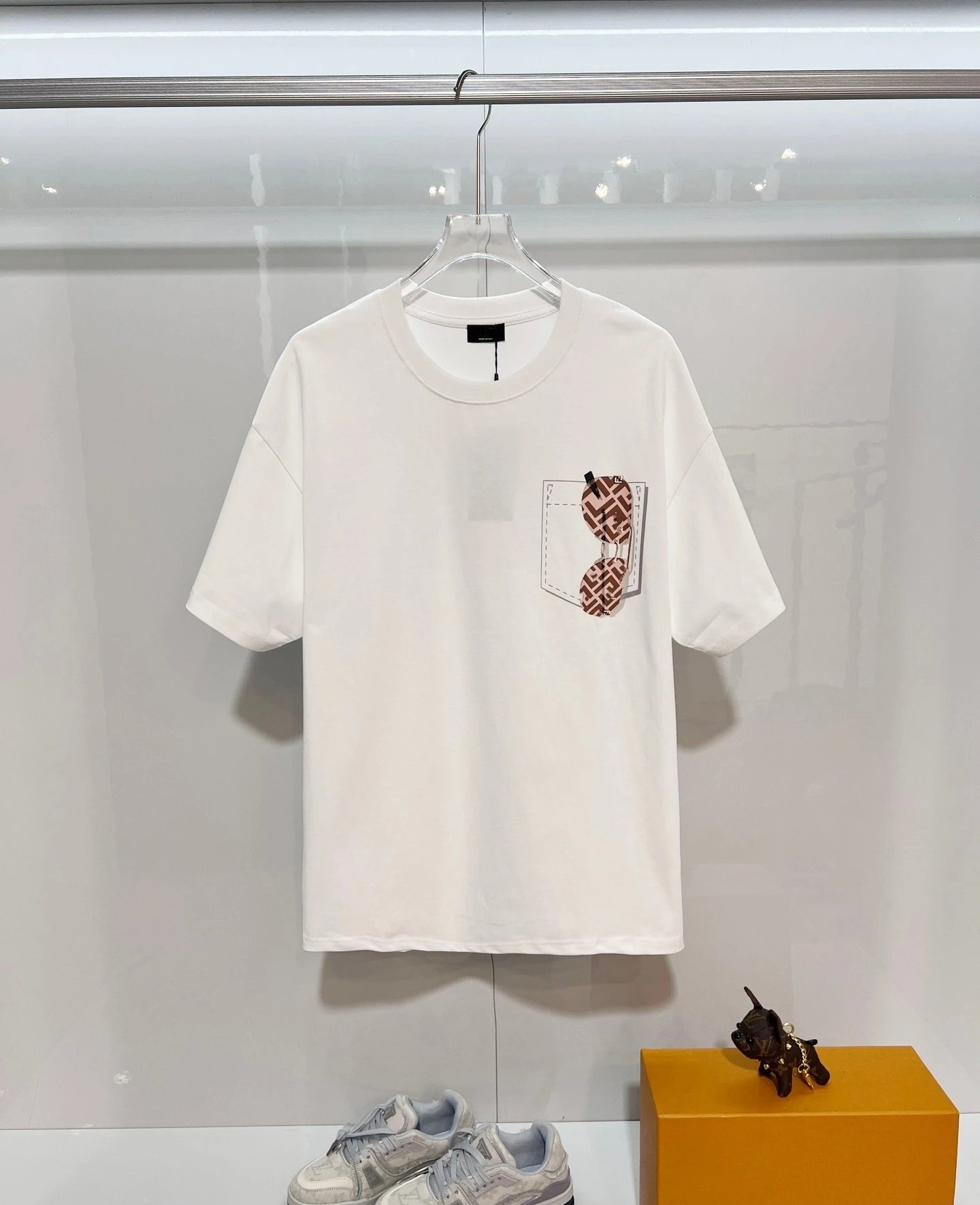 Unbranded T-Shirts Oversized Crewneck Graphic T-Shirt — 21