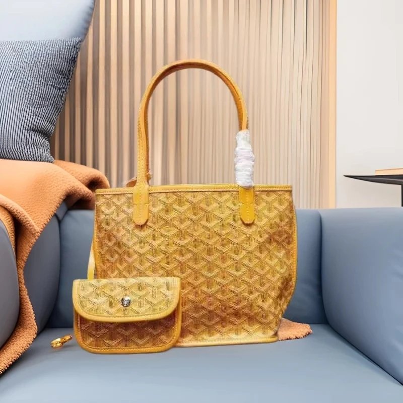 Goyard Backpacks Chevron-pattern flap backpack with top handle — handbag yellow 20*20*12 CM