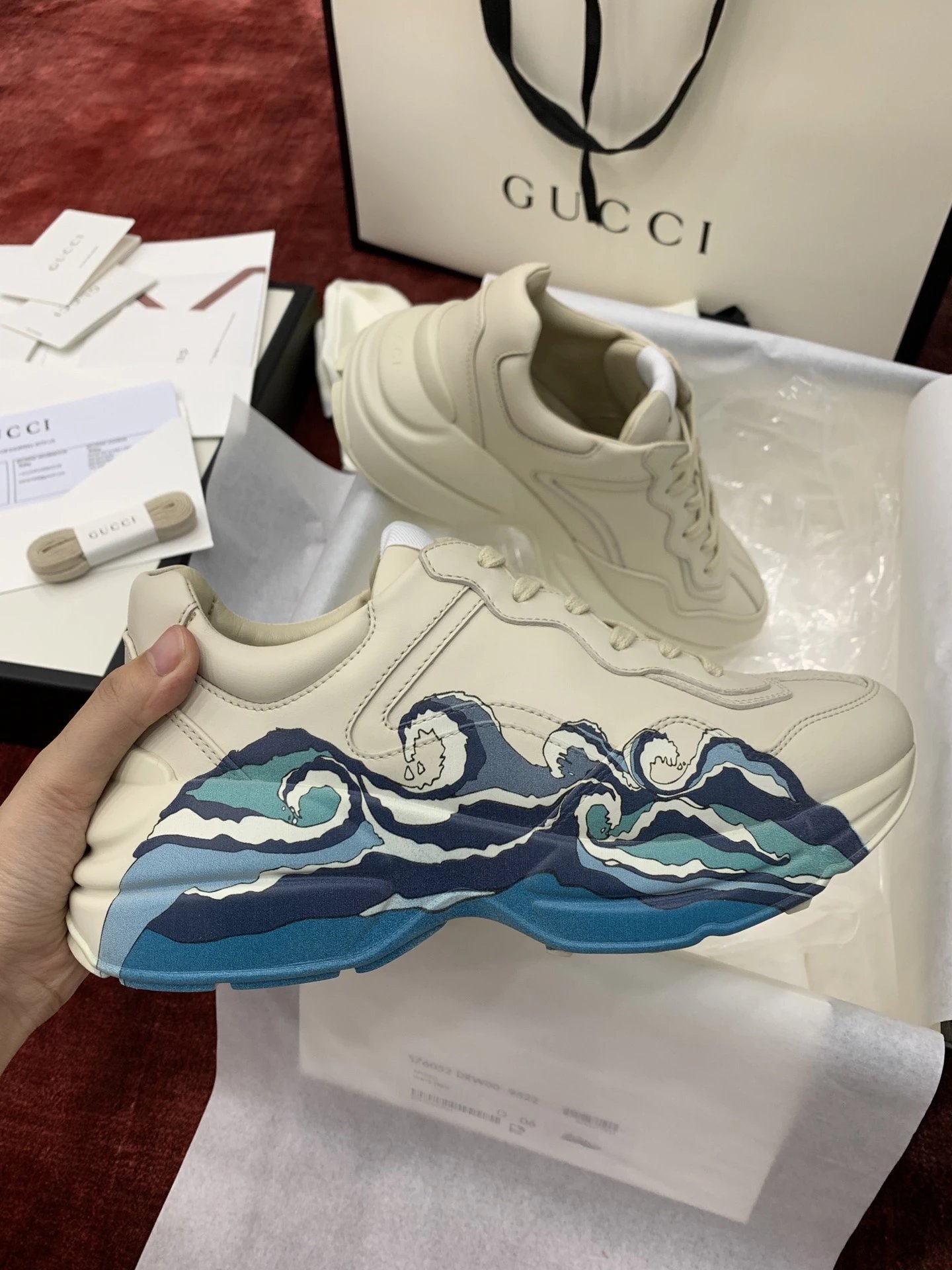Gucci Ace — 10 colorway — USFans Spreadsheet photo