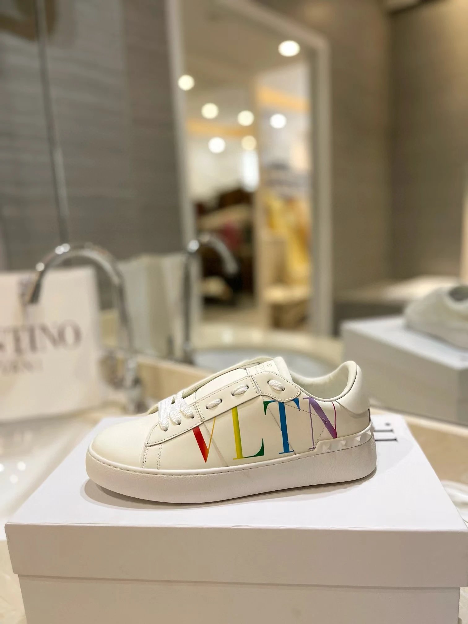 Valentino Open VLTN Shoes — 2 colorway — USFans Spreadsheet photo