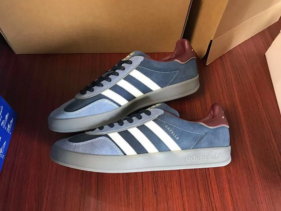 Update version--Gazelle Indoor Crew Navy Burgundy ID1008