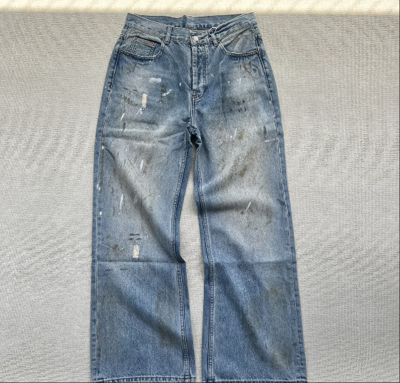 25*SS Ac*ne 2*021M Splatter Wash Distressed Jeans - N