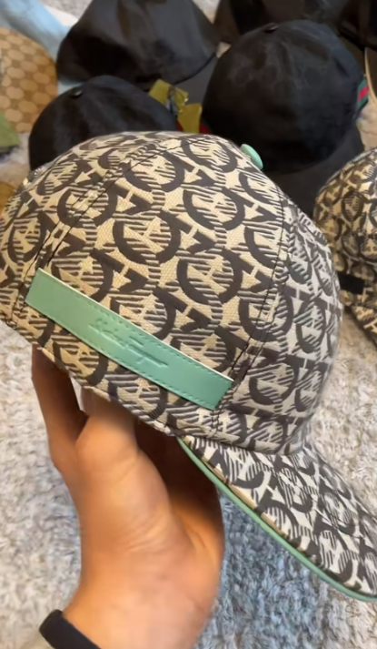 Versatile fashion hat