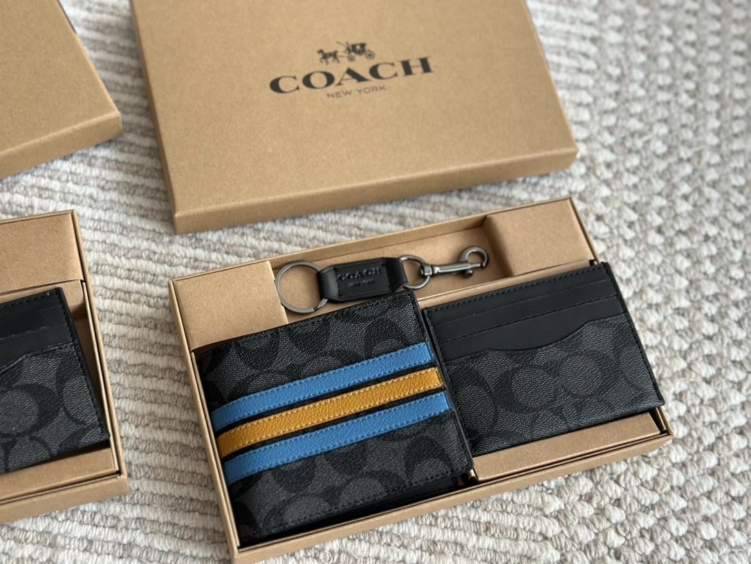 Coach Signature Black Leather Wallet Set with Keychain - 16