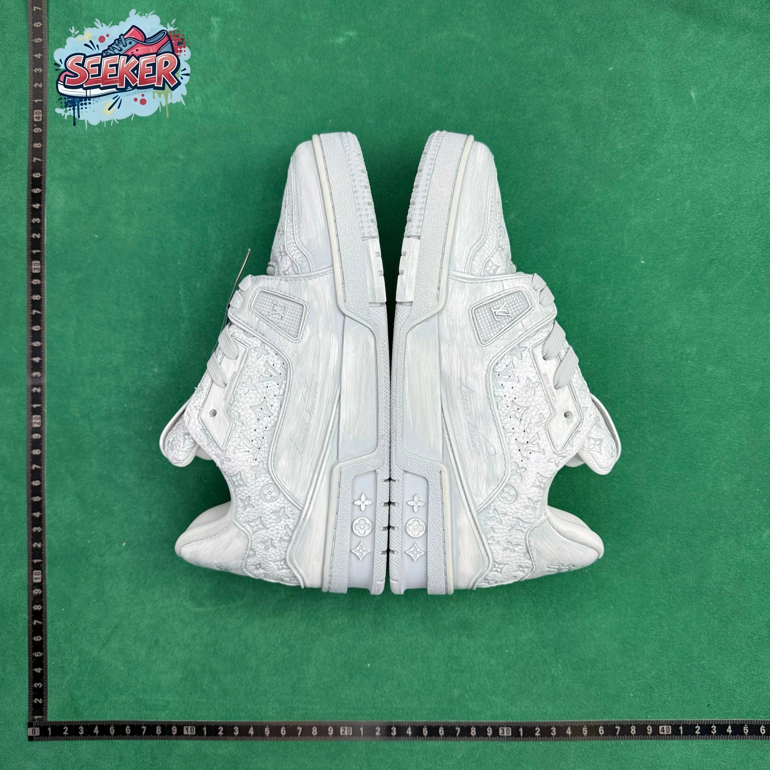 Louis Vuitton Archlight Monogram Grayscale Sneakers Chunky Sneakers - 4