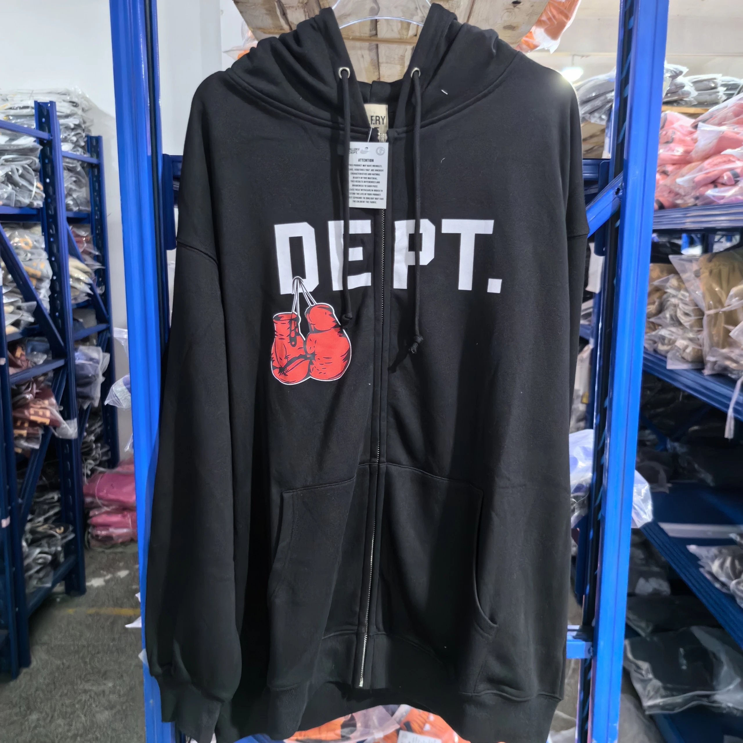 Gallery Dept. Hoodies & Sweatshirts Logo-Print Pullover Hoodie — 38