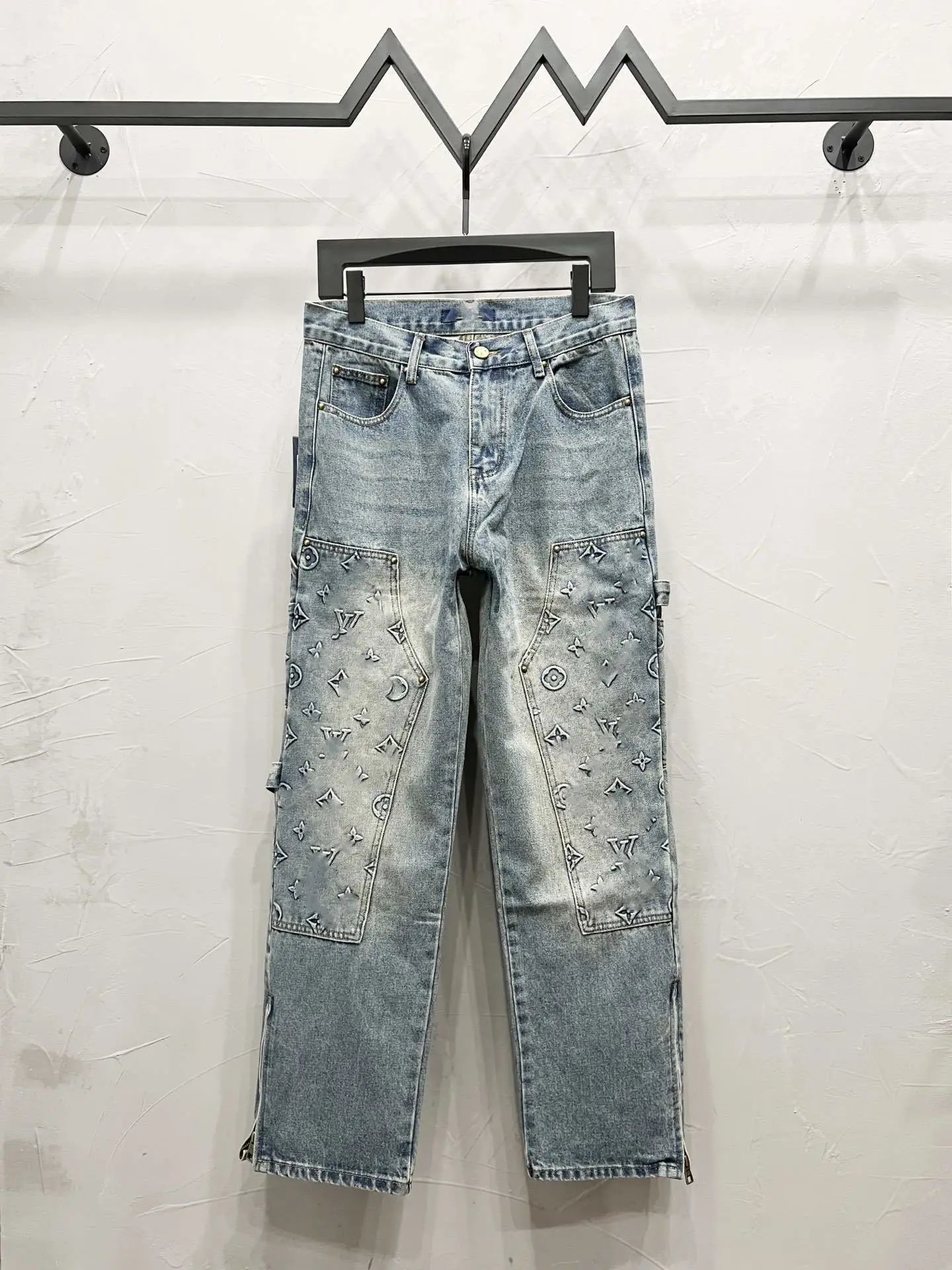 Louis Vuitton Jeans Monogram-print — 29