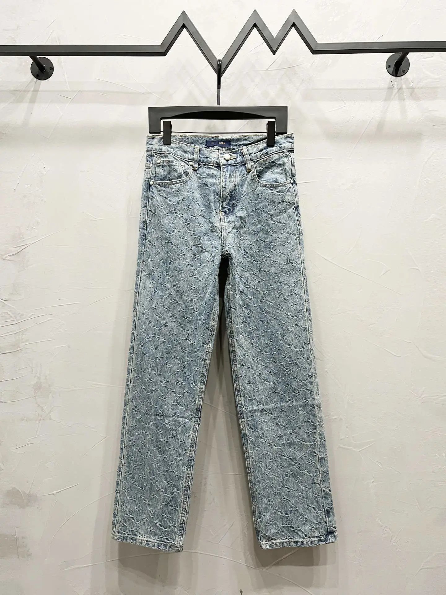 Louis Vuitton Jeans Monogram-print — 20