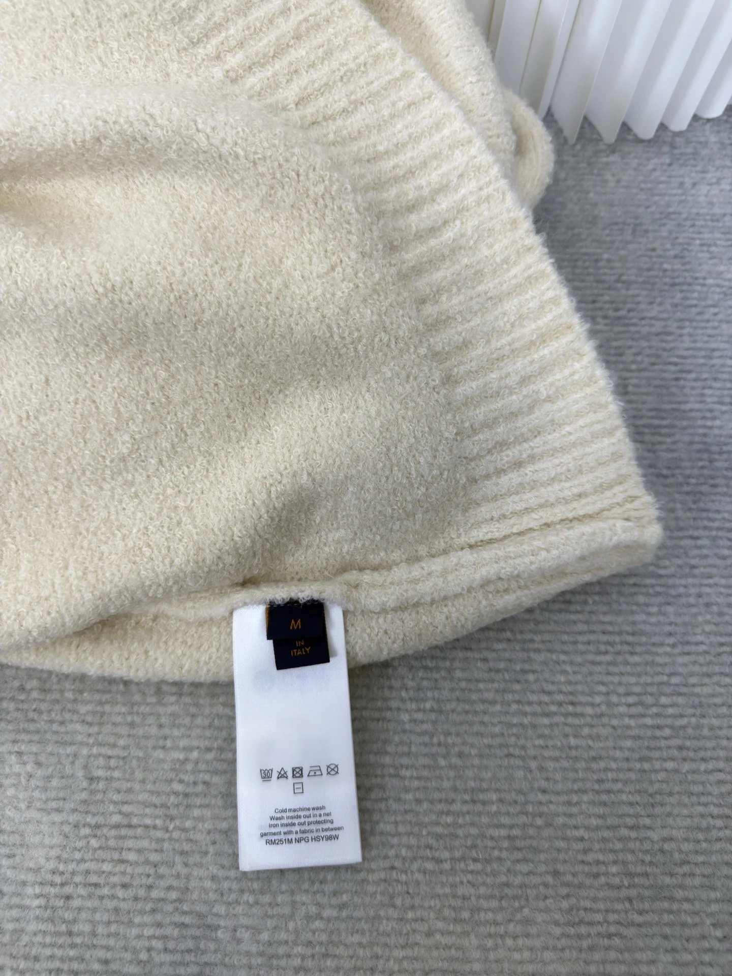 2024冬季欧洲站潮新款长袖毛衣字母logo提花男女同款时尚休闲百搭 4