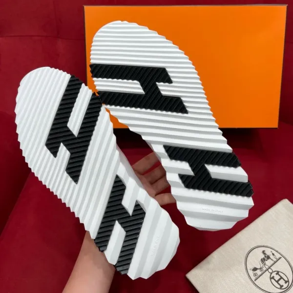 Hermès Oran Sneakers Black and White Suede Sneakers - 6
